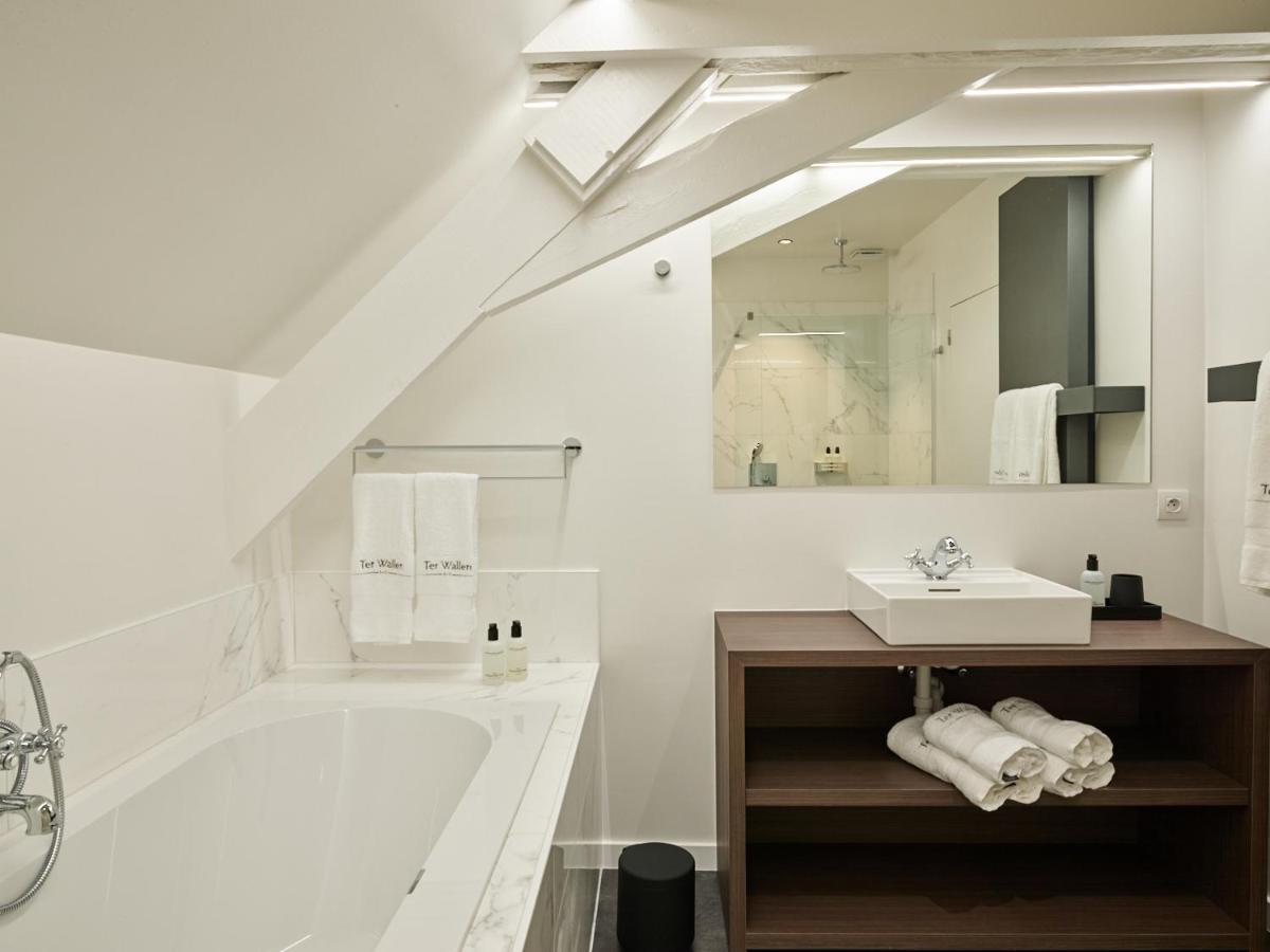 Boutique Hotel Ter Wallen Izegem Exterior foto